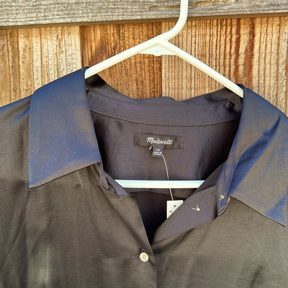 Madewell, NWT, black, satiny button up. Size 14.